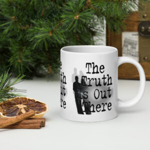 Caneca A Verdade Está Lá Fora